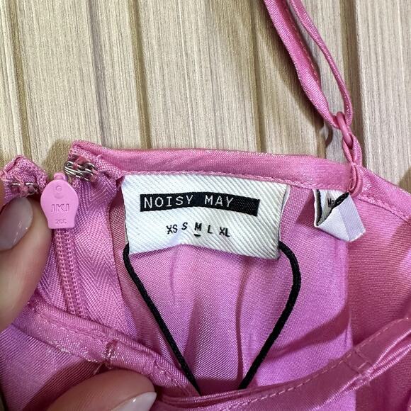 Noisy May Nmelin Satin Singlet Ruching Women's Dress in Fuchsia Pink Size M - Picture 7 of 10